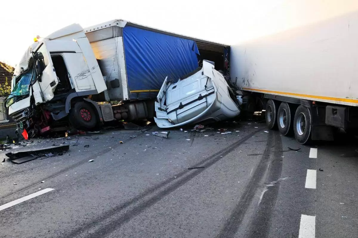 How Can a Truck Accident Lawyer Help